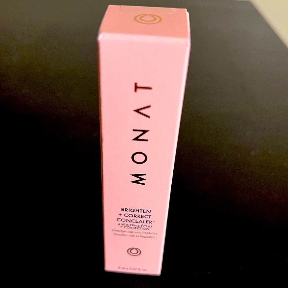MONAT brighten and correct concealer: light medium